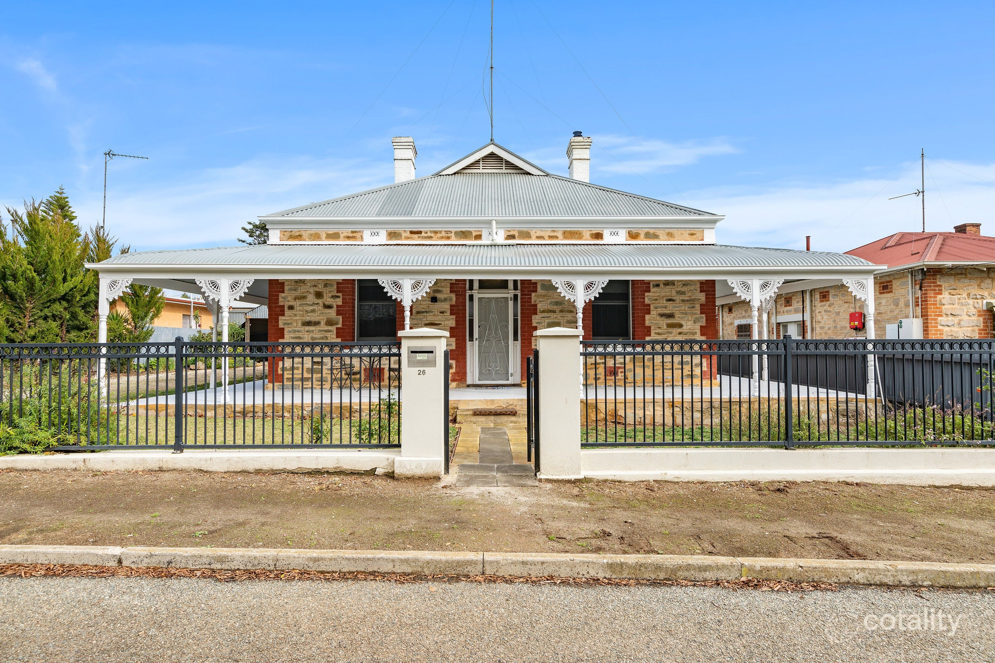26 Jonathon St, Clare, SA 5453