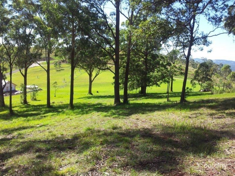 38 Forest Dr, Hampton, QLD 4352