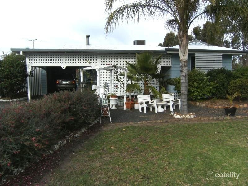 37 Wood St, Dalby, QLD 4405