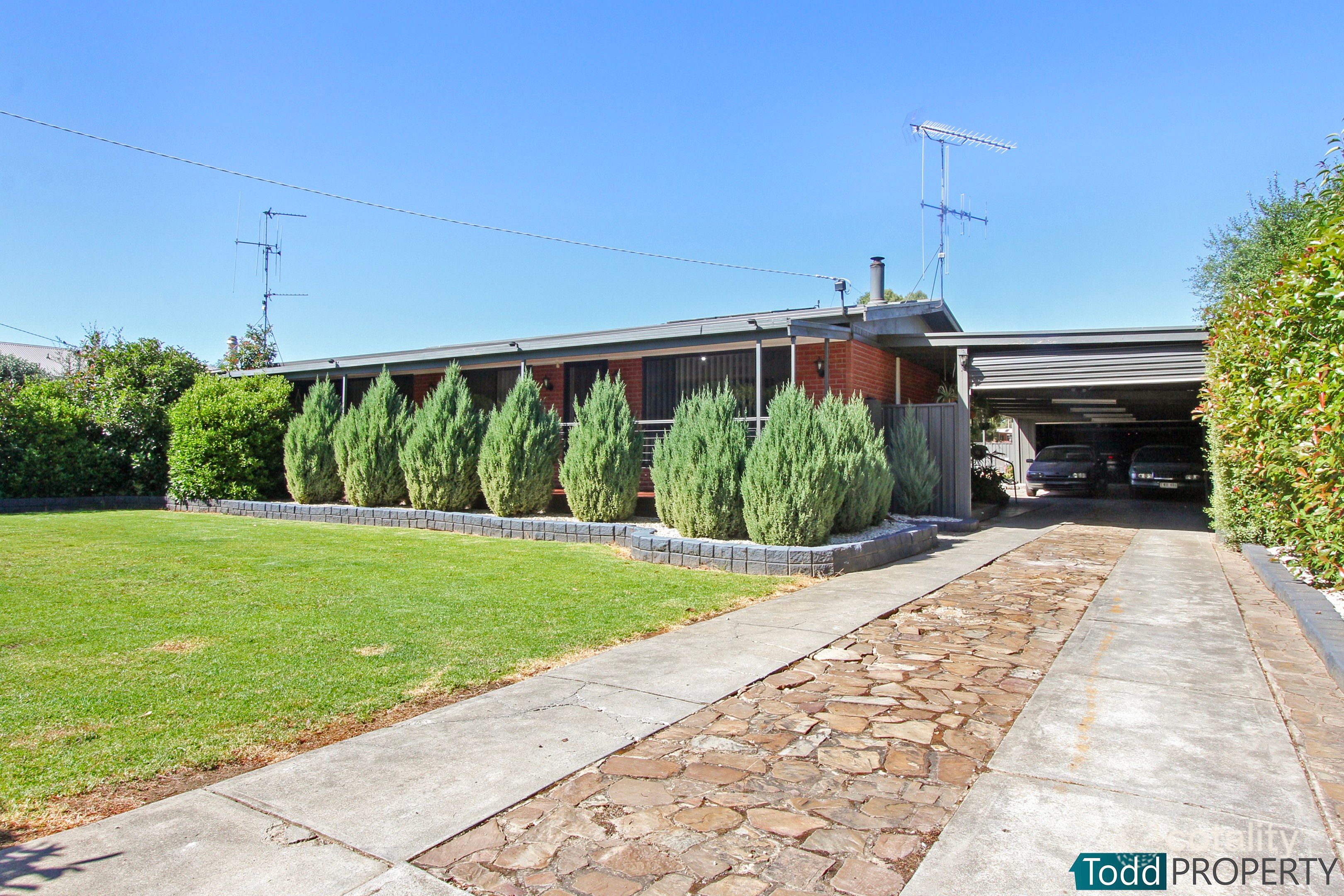21 Beauchamp St, Heathcote, VIC 3523