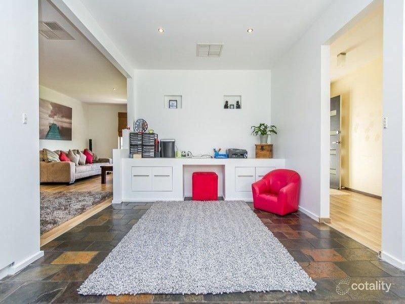 12 Solomon Cres, Latham, ACT 2615