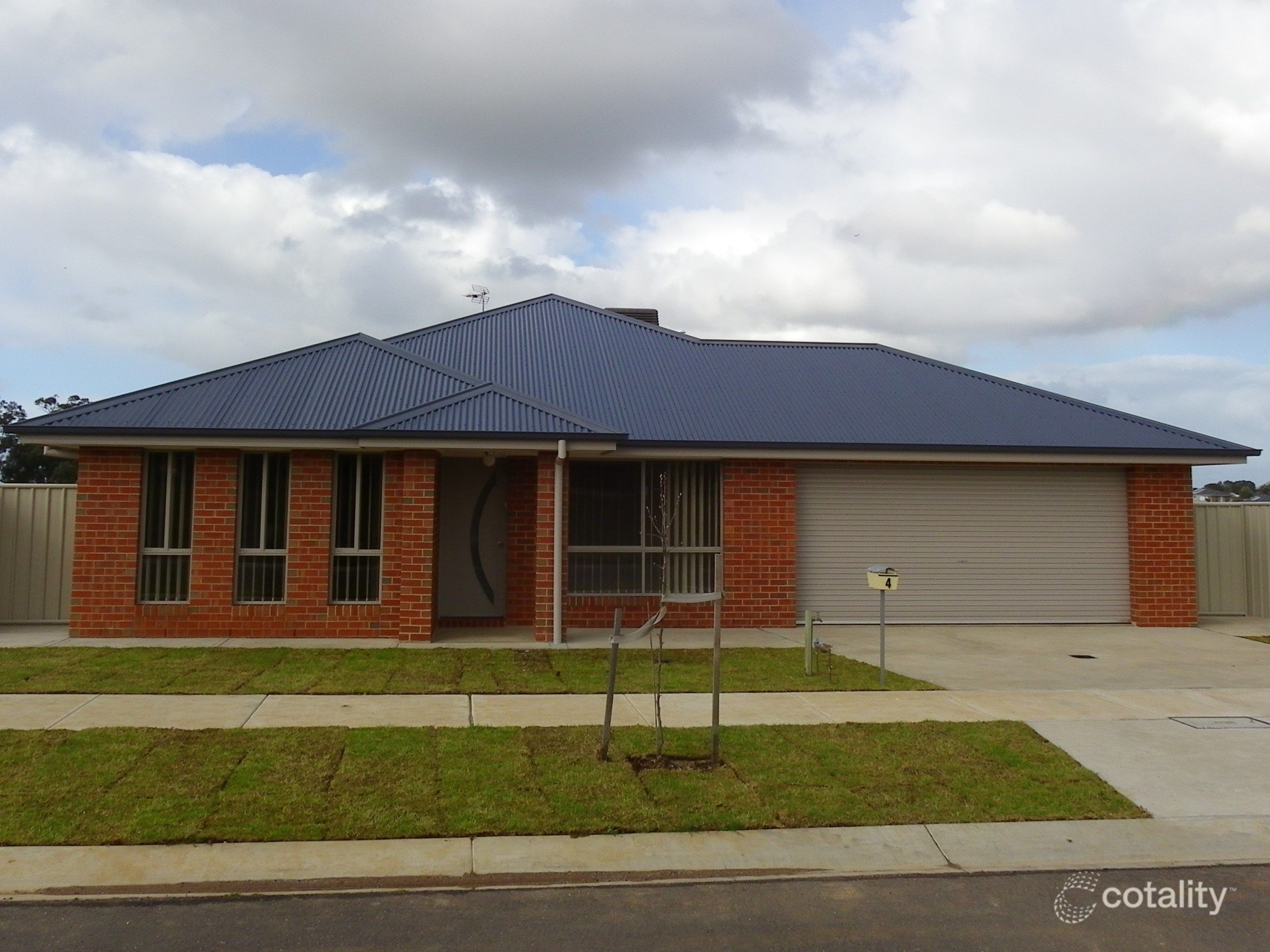 4 Darling St, West Wodonga, VIC 3690