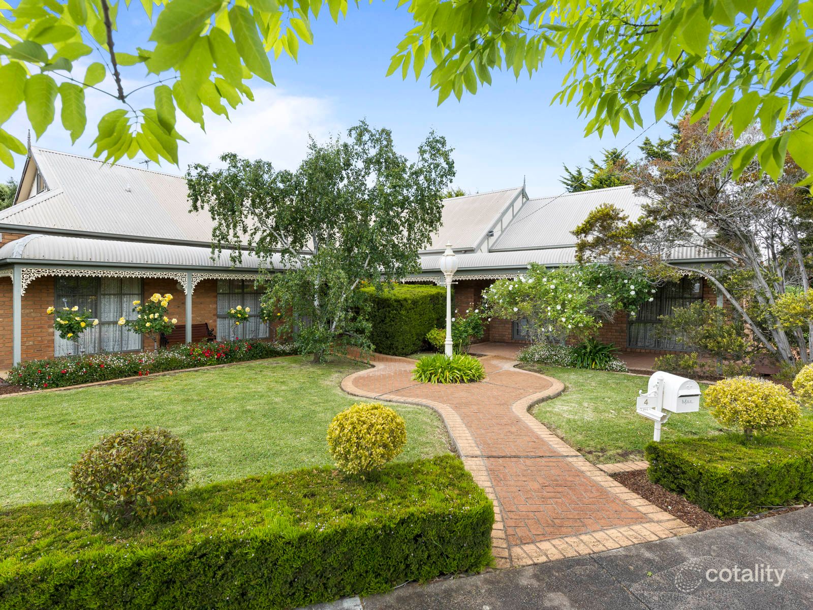 4 Thornley Ct, Greenvale, VIC 3059