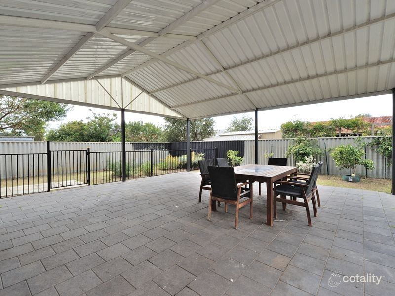 16 Pictor Ct, Rockingham, WA 6168