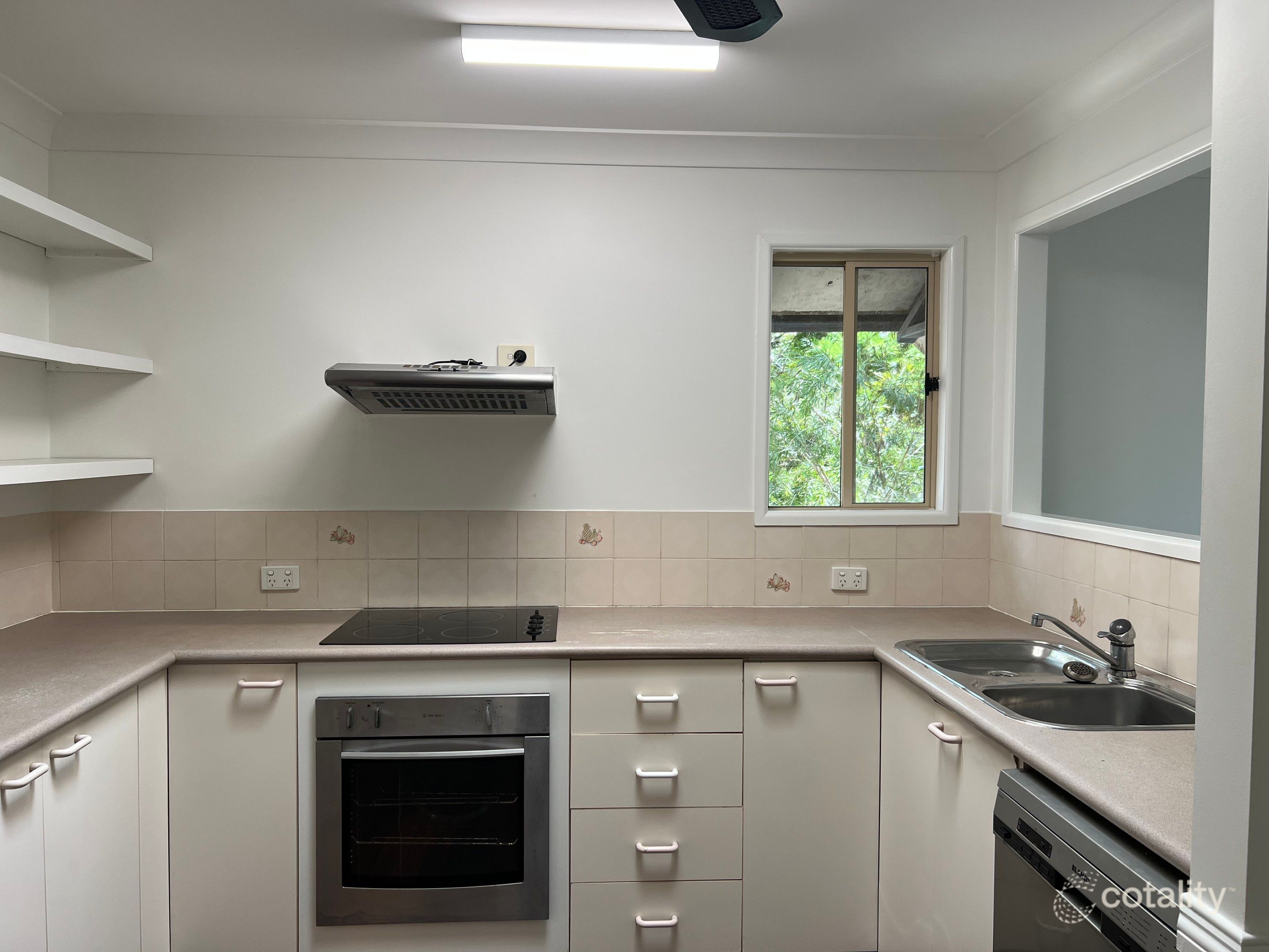 35 Charlotte Dr, Weyba Downs, QLD 4562