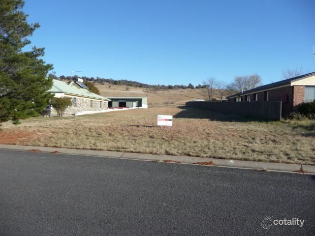 18 Roberson St, Berridale, NSW 2628