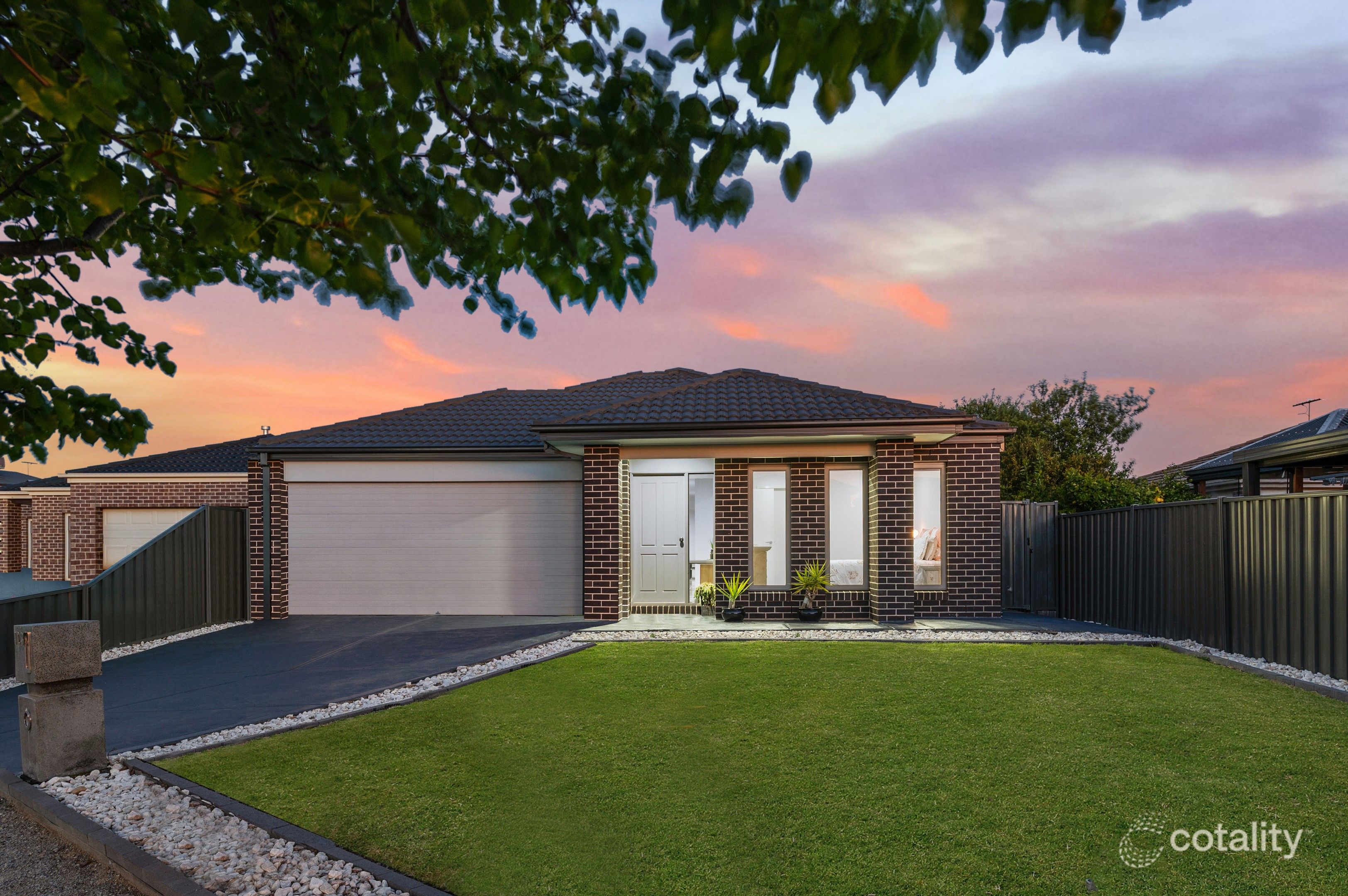 123 Catherine Dr, Hillside, VIC 3037