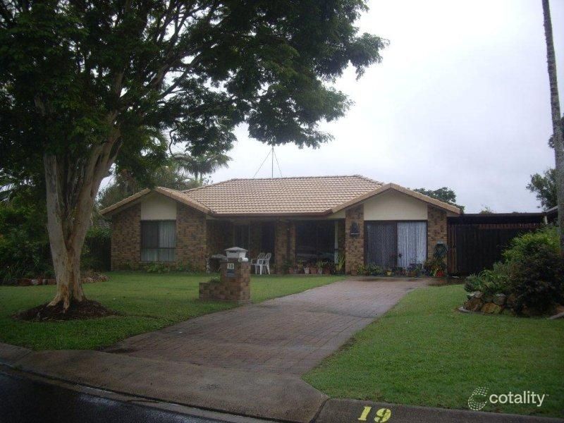 19 Palm Meadows Pl, Pialba, QLD 4655