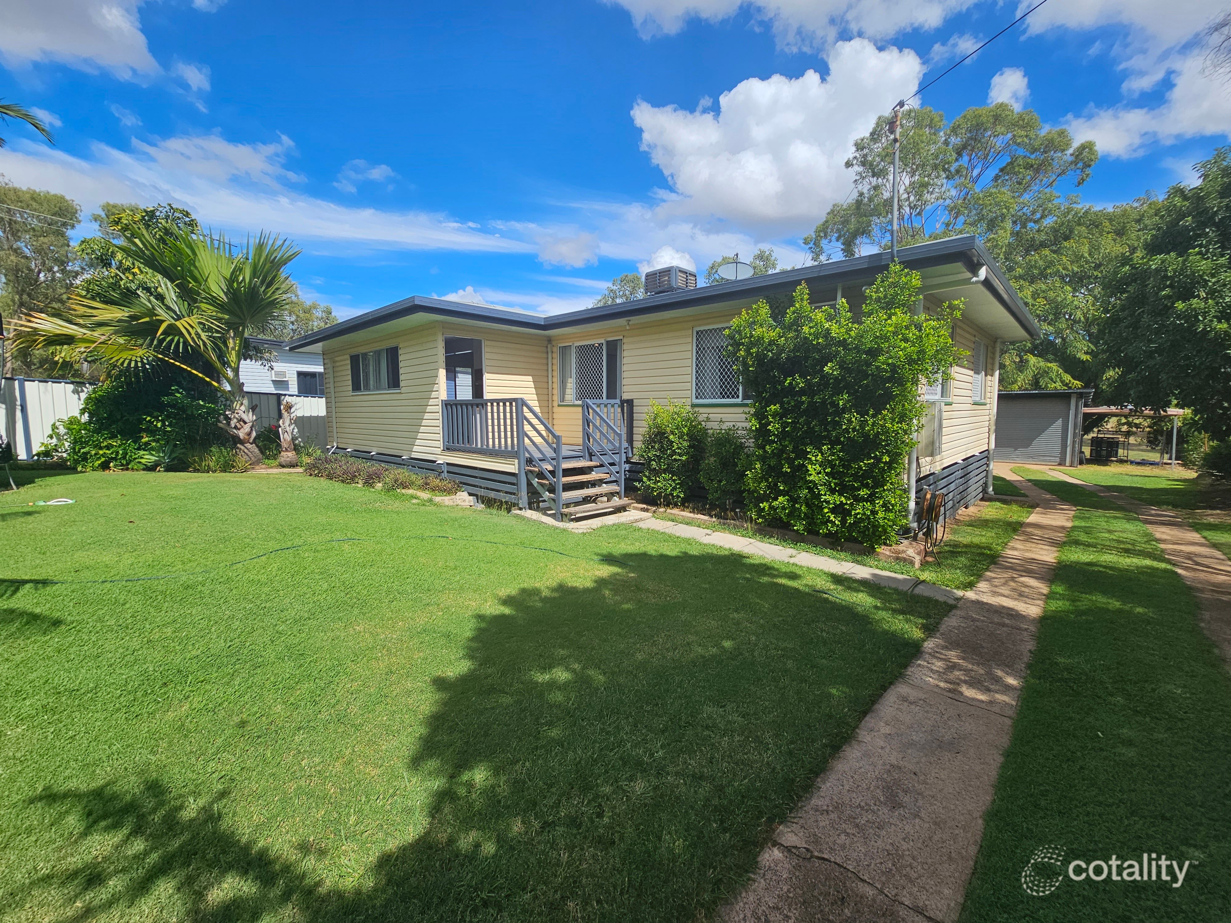 3 Shirley St, Moura, QLD 4718
