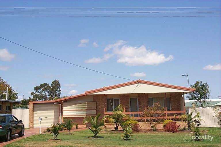 34 Dover St, Pialba, QLD 4655