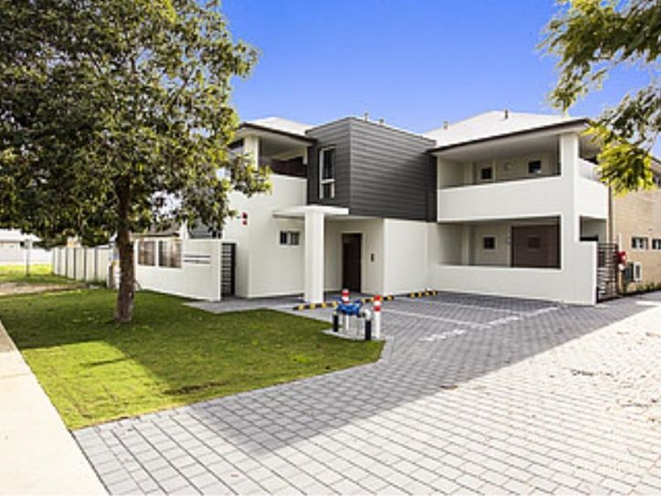 9/4 Central Tce, Beckenham, WA 6107