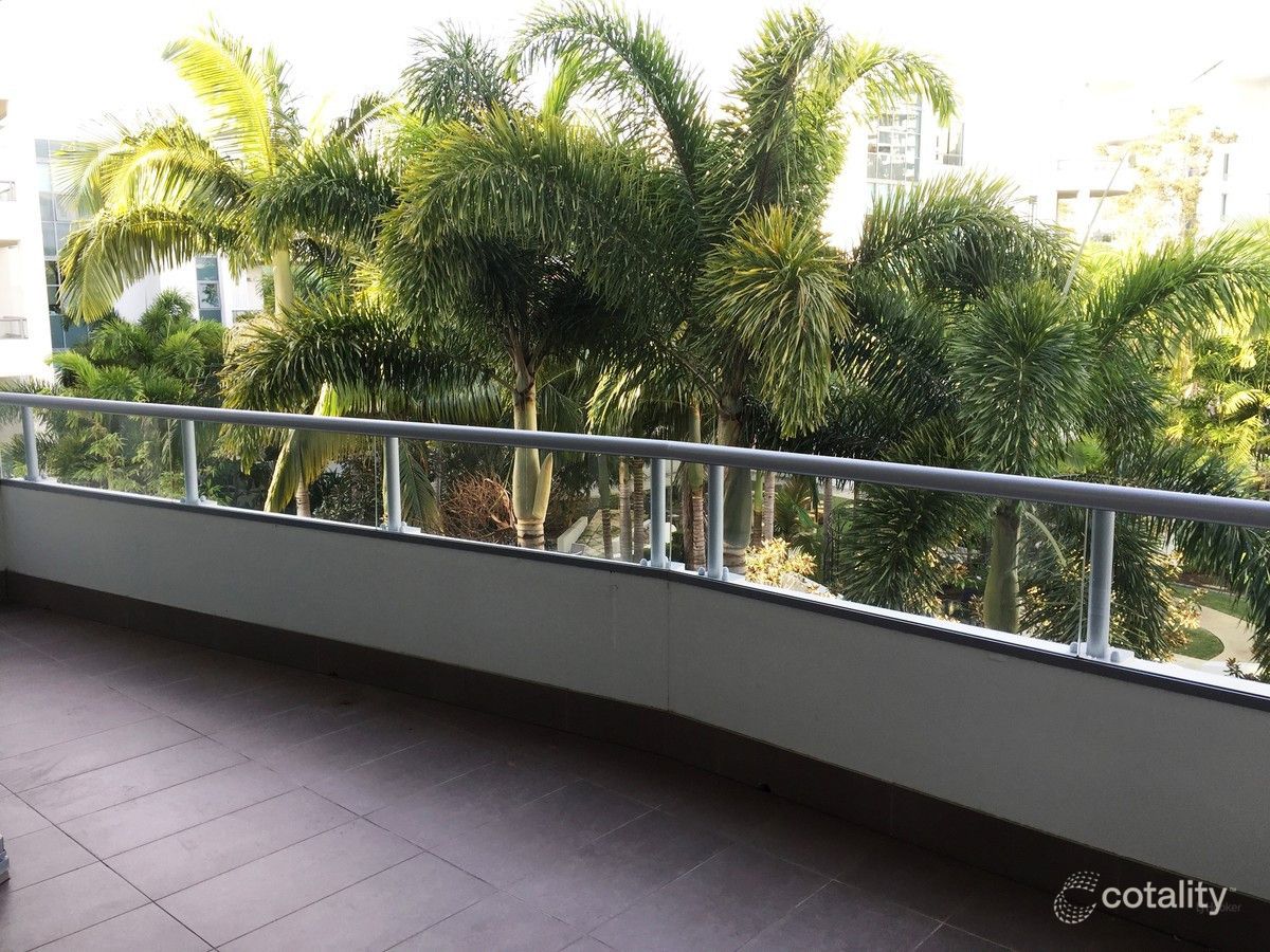 48/28 Bayview St, Runaway Bay, QLD 4216