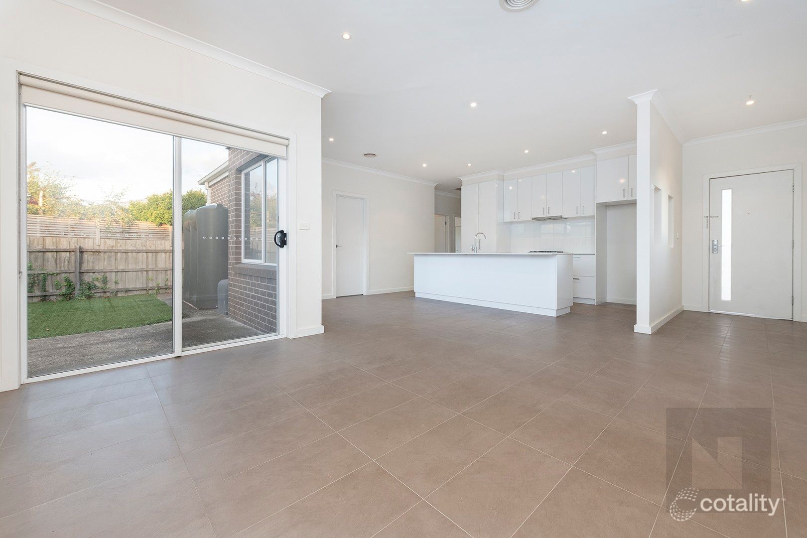 2/18 Cherry Ave, Altona North, VIC 3025