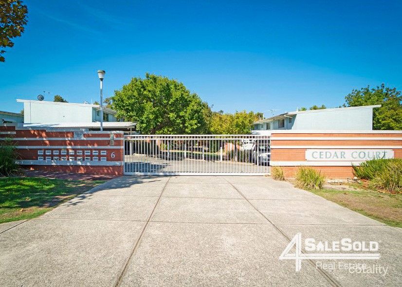 3/6 Seaton Pl, Girrawheen, WA 6064