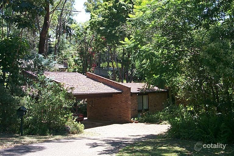 11 Mclaren St, Fig Tree Pocket, QLD 4069