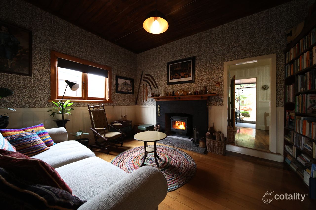 82 Esplanade, Queenstown, TAS 7467