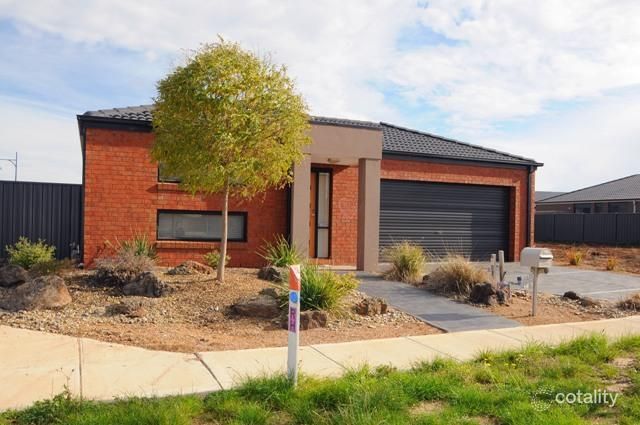 21 Clematis Cres, Manor Lakes, VIC 3024