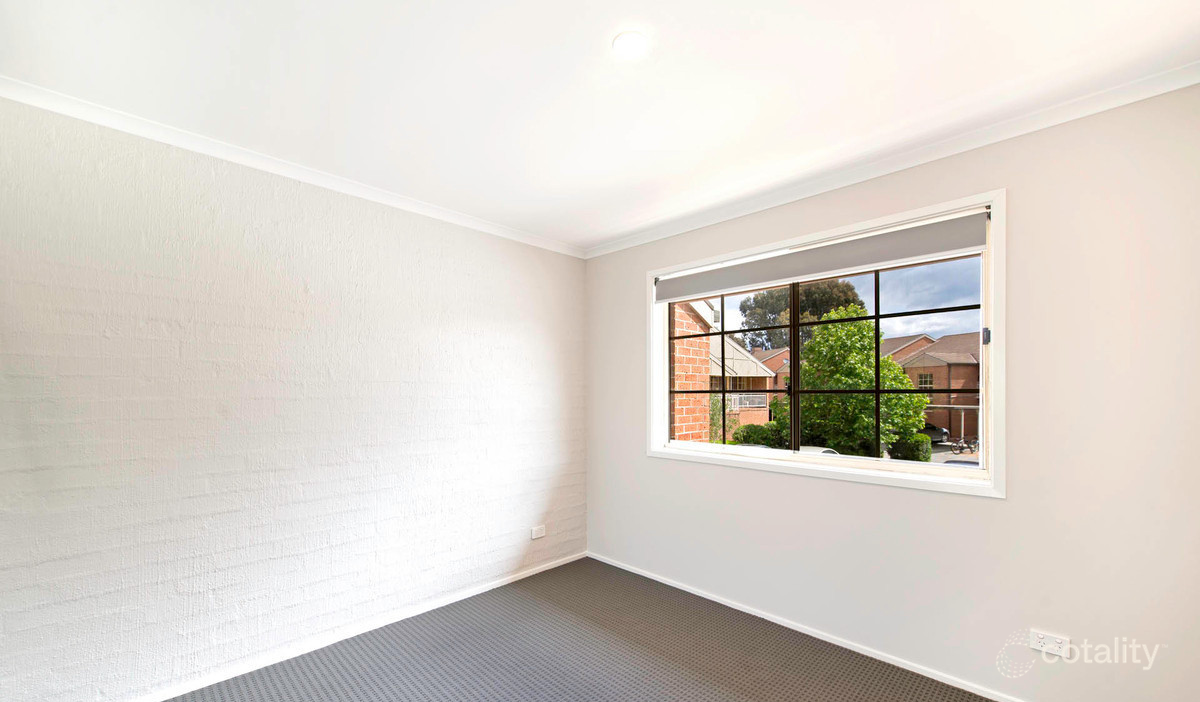 64/22 Archibald St, Lyneham, ACT 2602