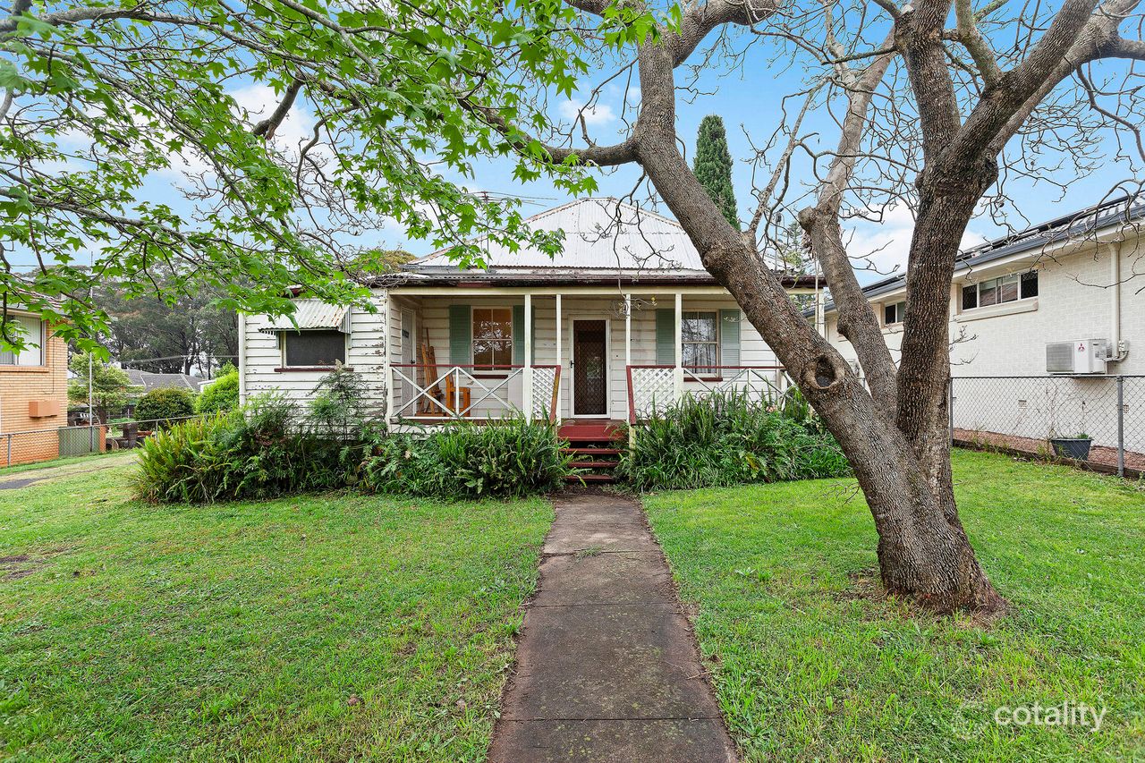 73 South St, Rangeville, QLD 4350