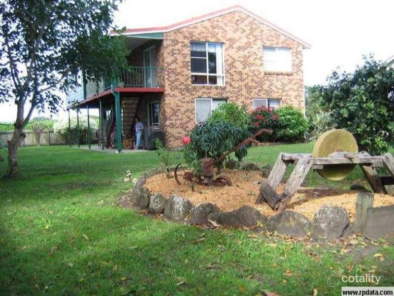 214 Baraang Dr, Broadwater, NSW 2472