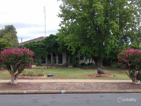 33 Cobram St, Berrigan, NSW 2712