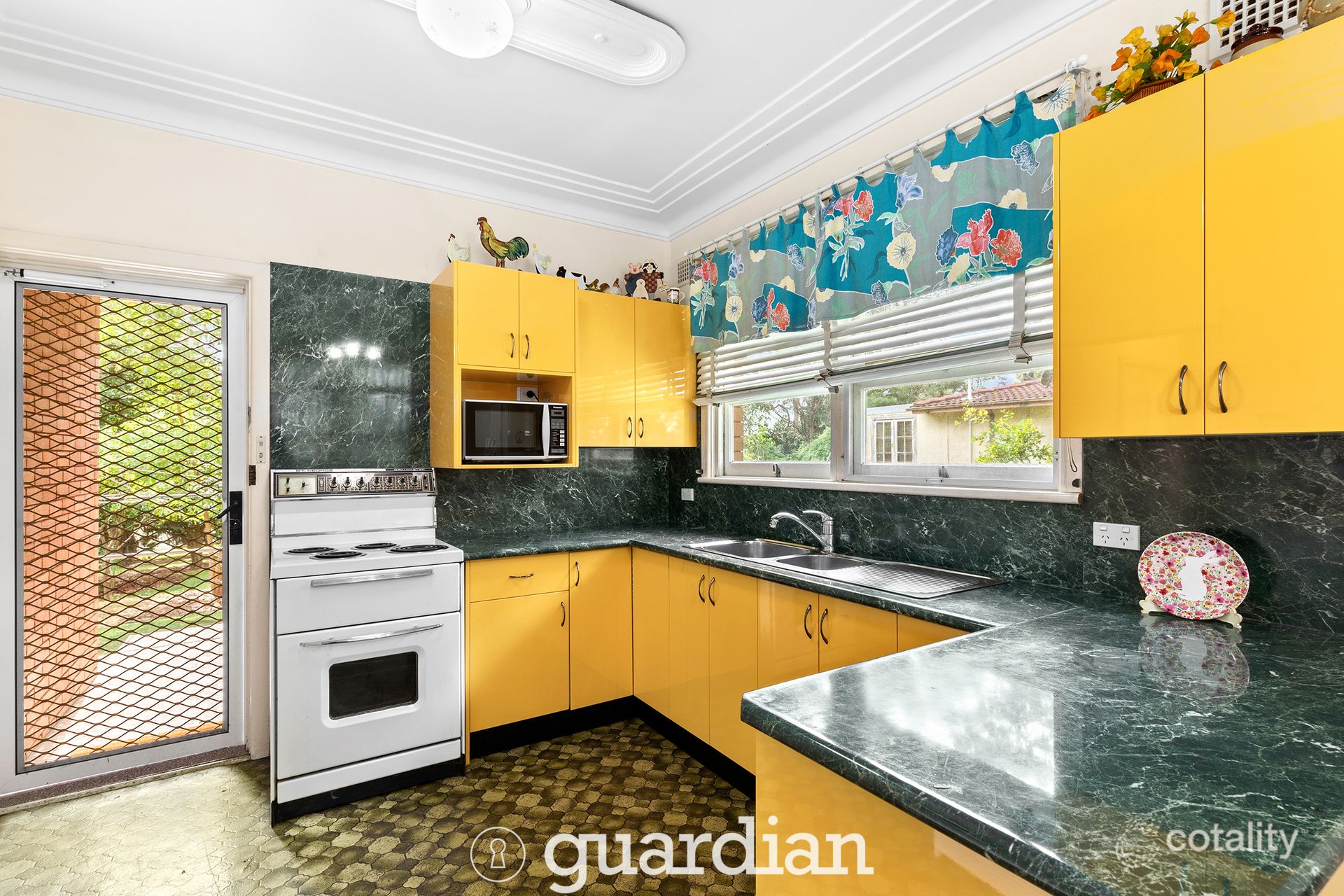 570 Old Northern Rd, Dural, NSW 2158