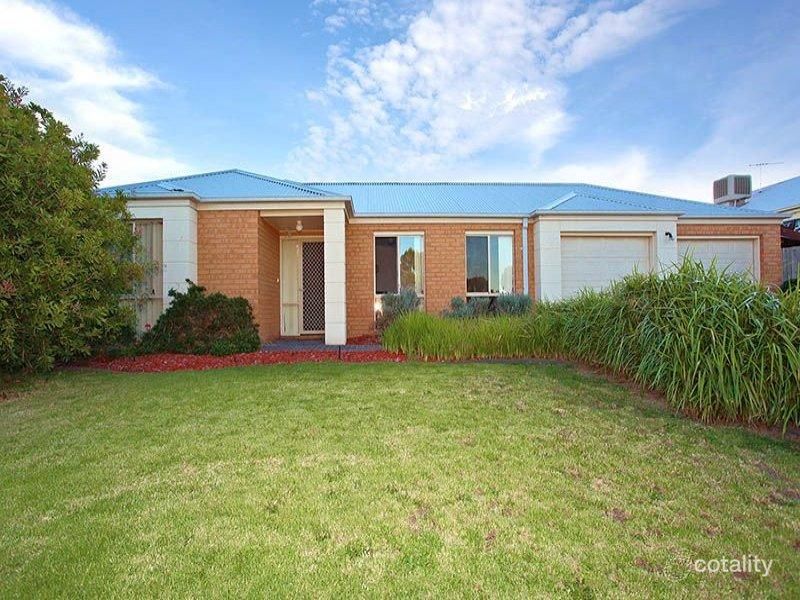 18 Sherbrooke Mews, Somerville, VIC 3912