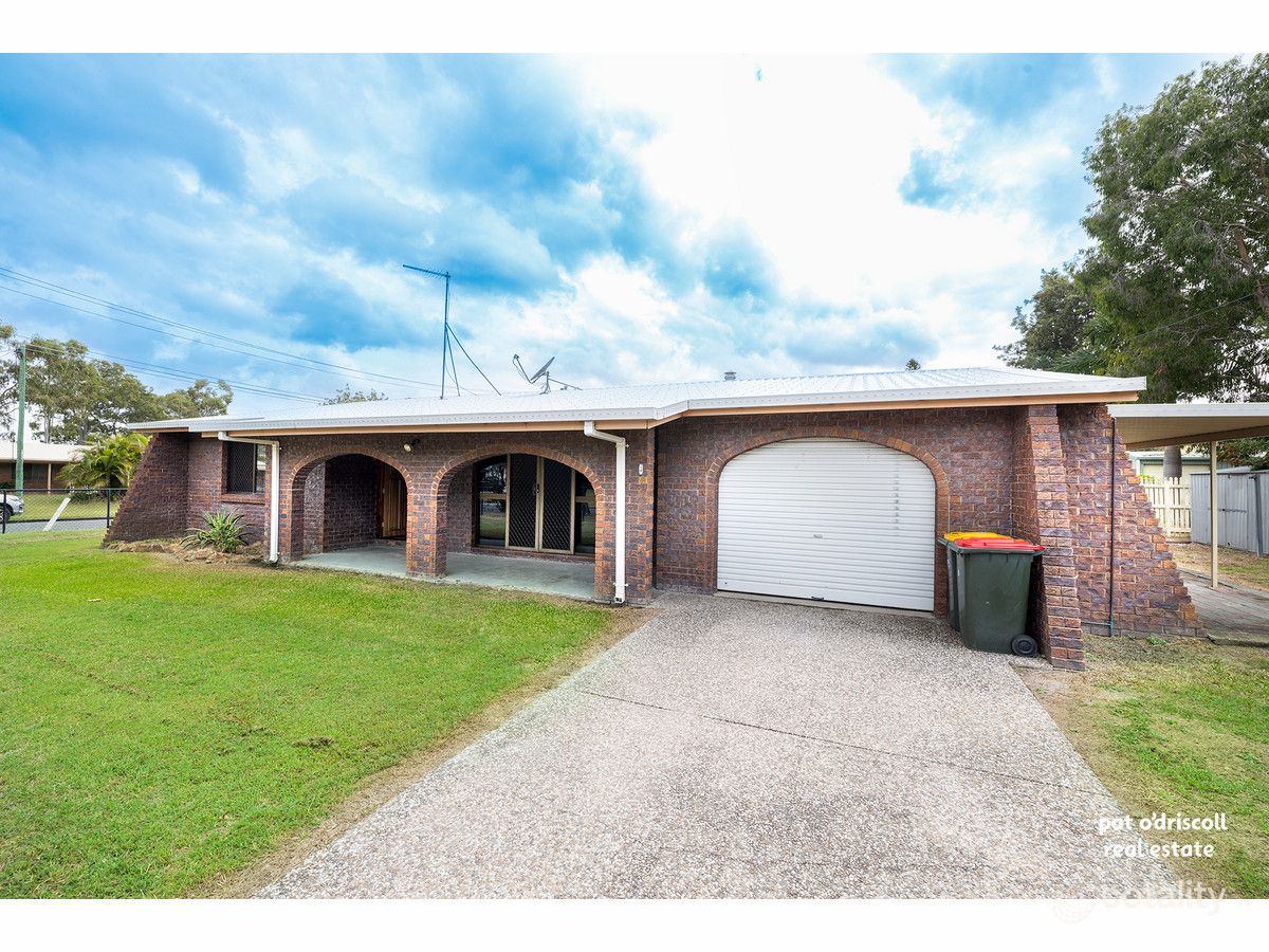 4 Chalmers St, Norman Gardens, QLD 4701