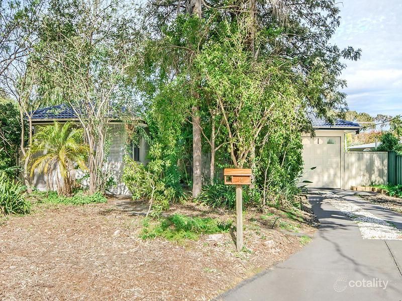 18 Creighton Ave, Morphett Vale, SA 5162