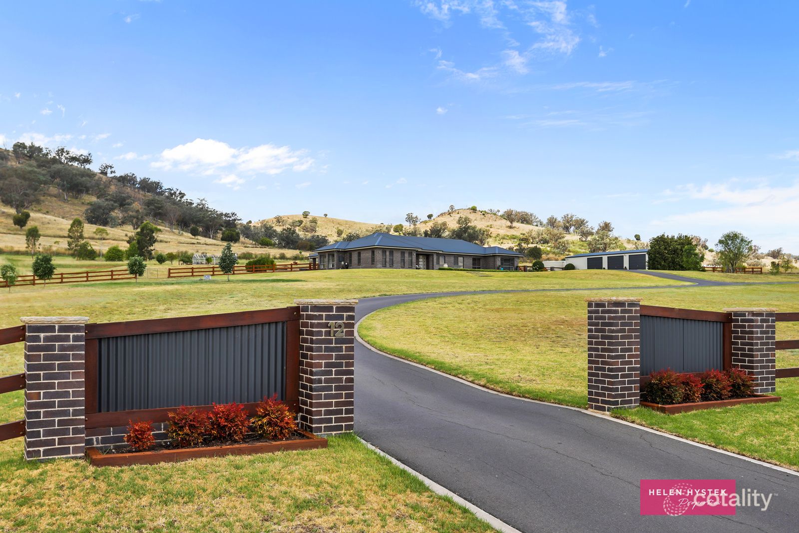 12 Honeyeater Pl, Moore Creek, NSW 2340