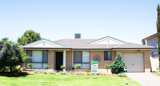 1 Mardon Pl, Griffith, NSW 2680