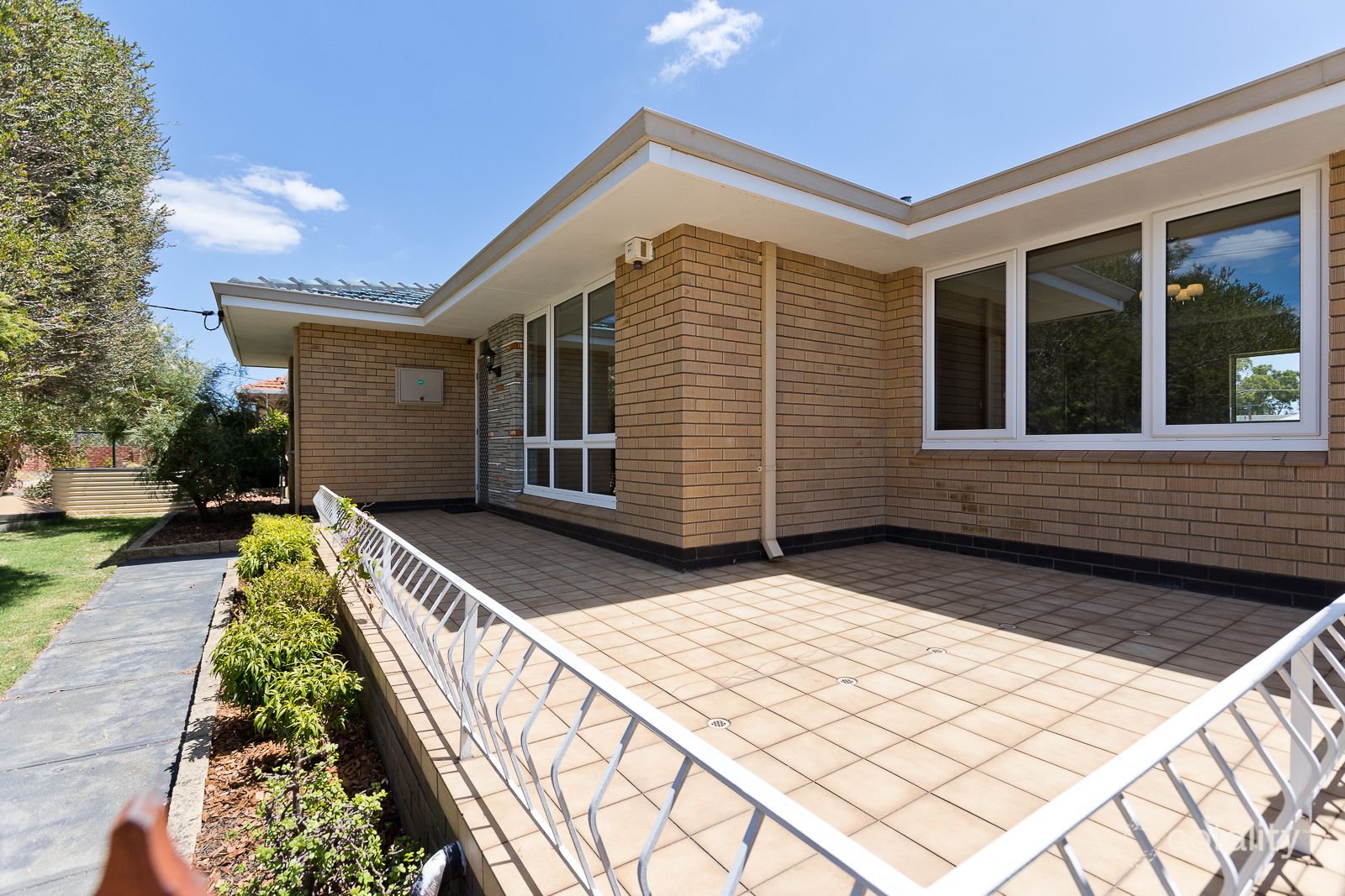 63 Villiers St W, Bassendean, WA 6054