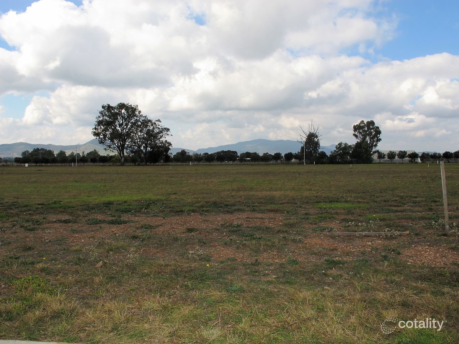 6 Diana Dr, Spring Flat, NSW 2850