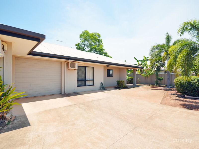 5/3 Caddy Cl, Rocky Point, QLD 4874