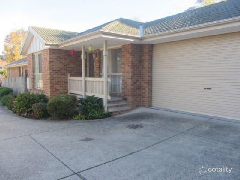 2/13 Narcissus Ave, Boronia, VIC 3155