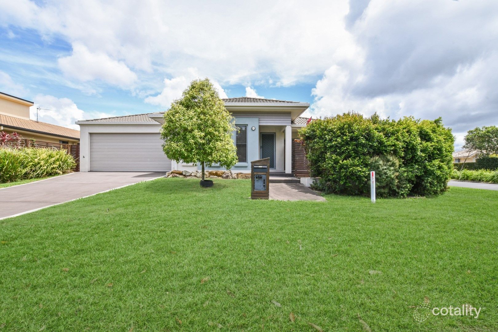 1/9 Liekefett Way, Little Mountain, QLD 4551