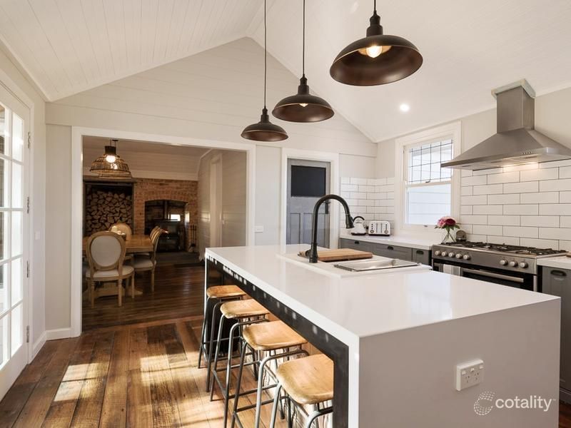 27 Little Glen Oaks Rd, Greendale, NSW 2550