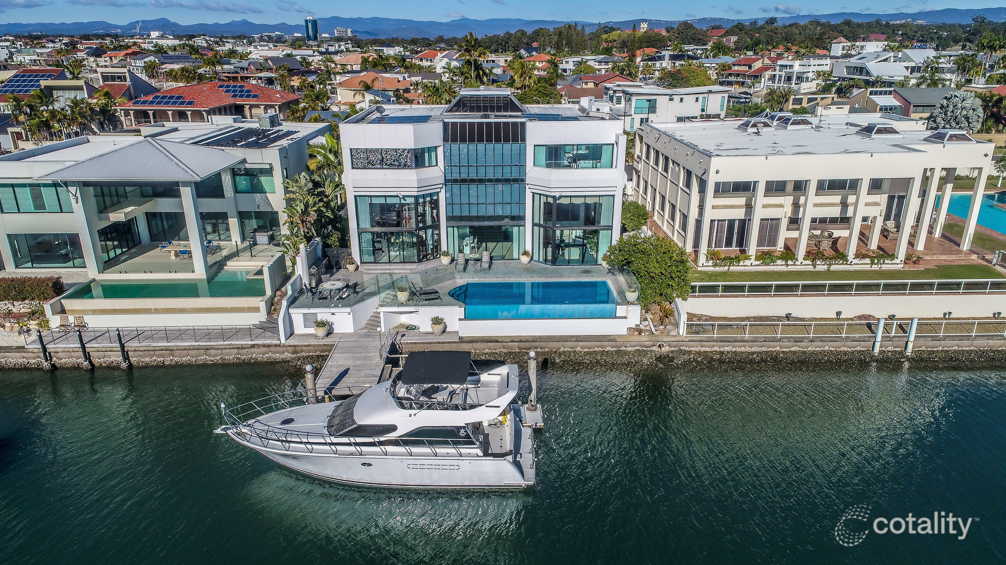 77 Commodore Dr, Surfers Paradise, QLD 4217