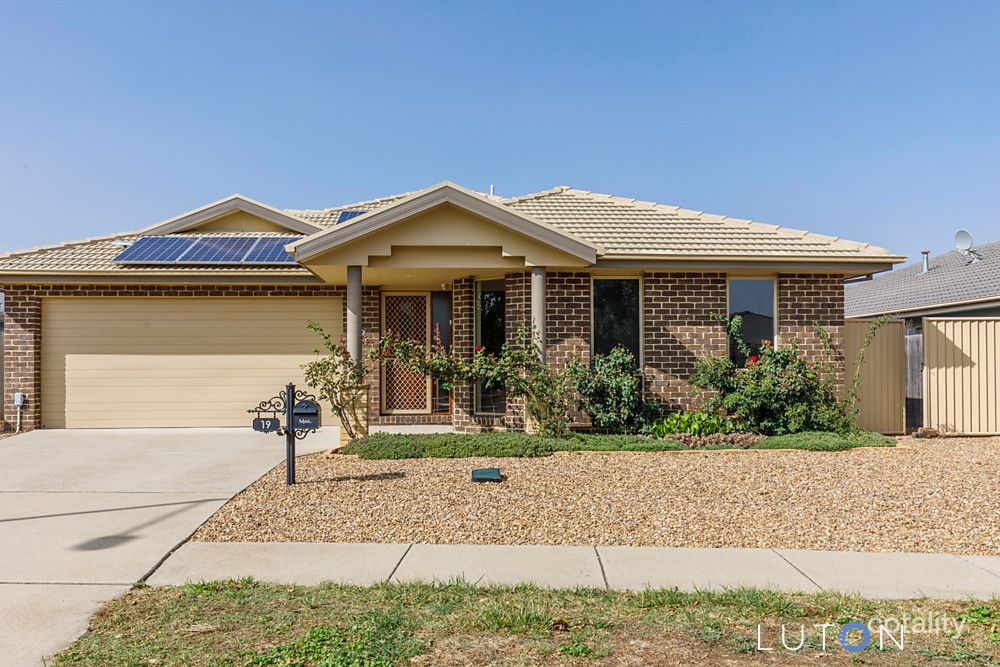 19 Waterworth St, Dunlop, ACT 2615