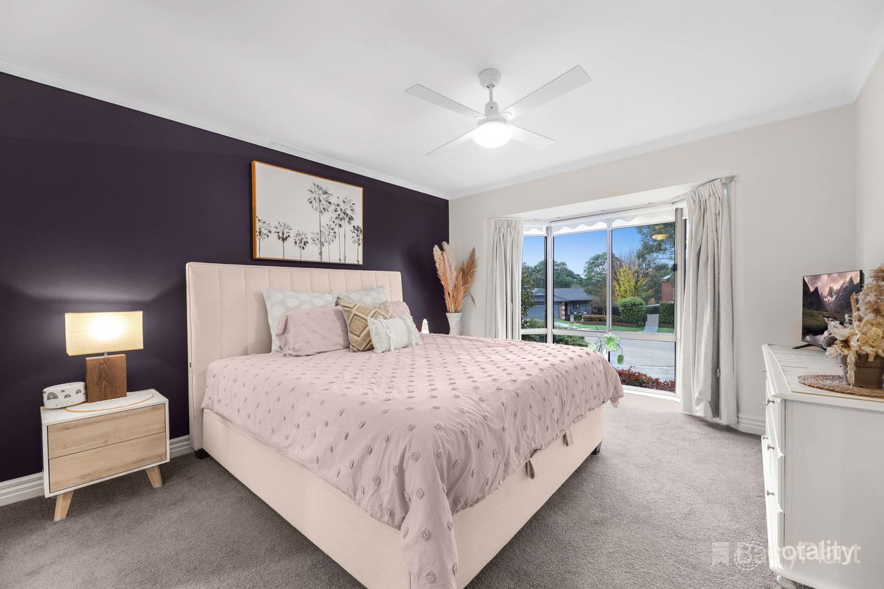 2 Macdonnell Ct, Kilsyth, VIC 3137