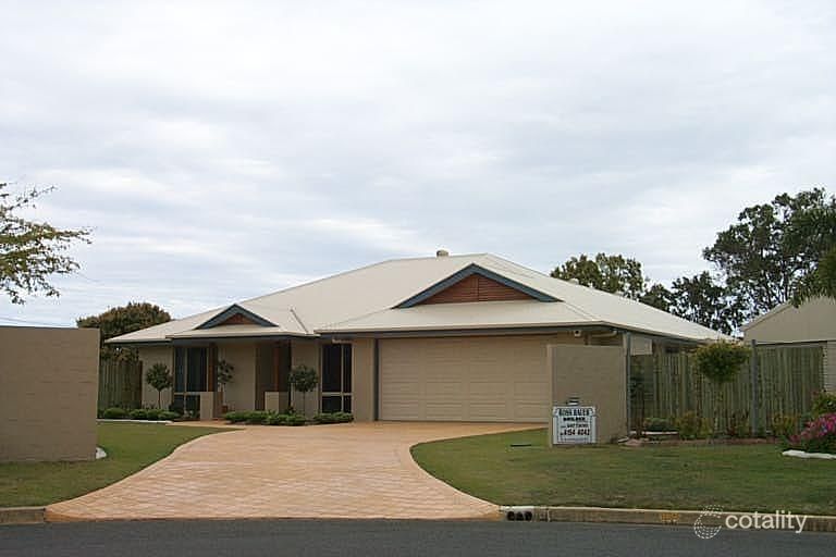 4 Cairnie St, Avenell Heights, QLD 4670