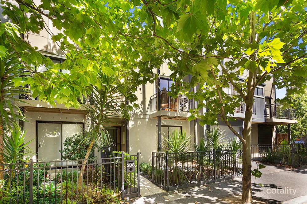 208 Stockmans Way, Kensington, VIC 3031