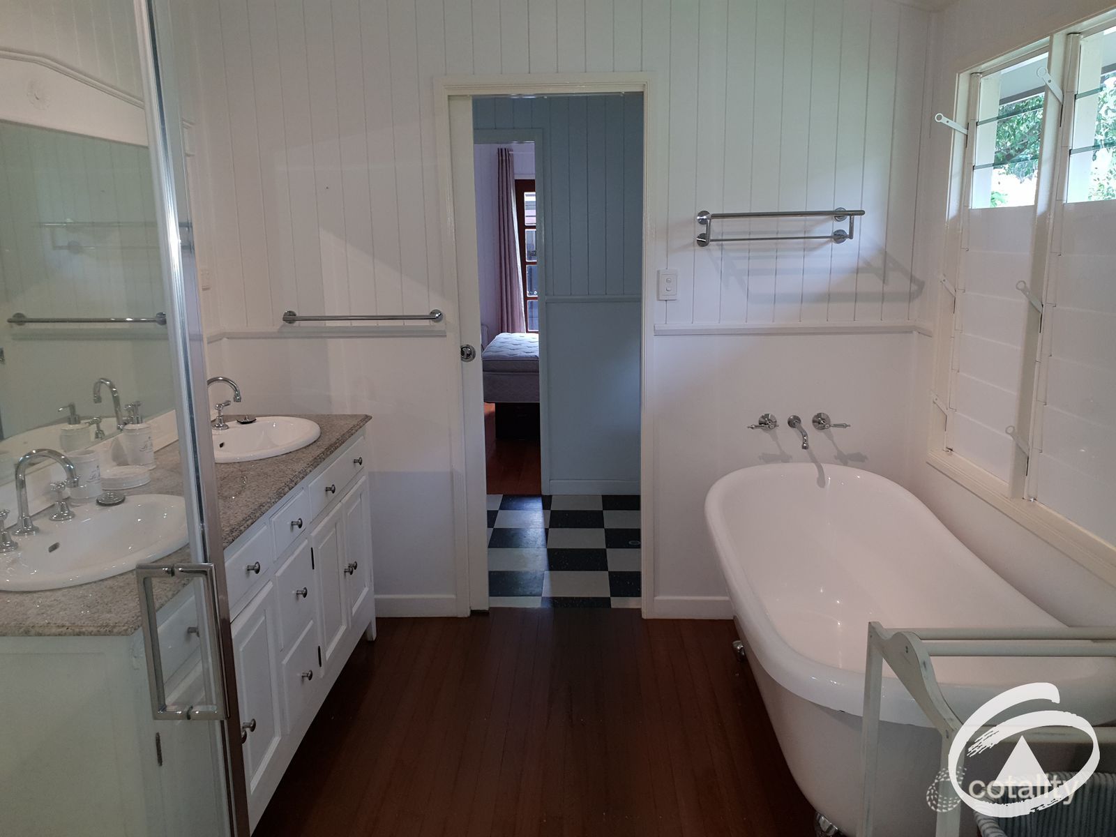 96 Christensen St, Machans Beach, QLD 4878