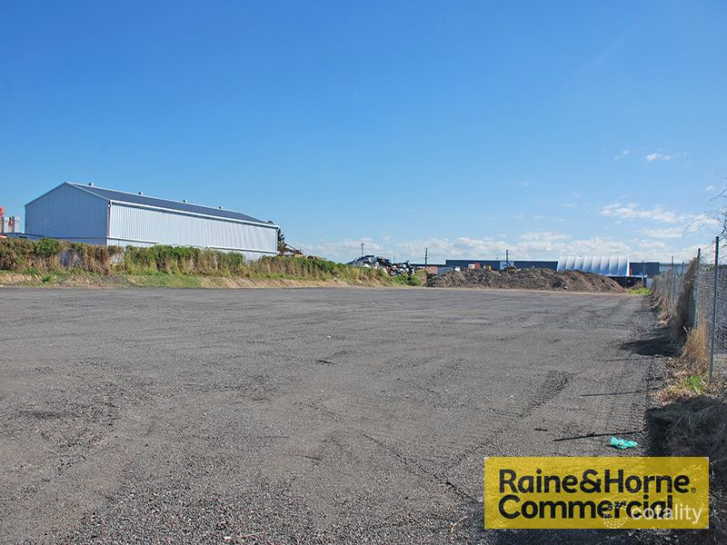 18 Sandmere Rd, Pinkenba, QLD 4008