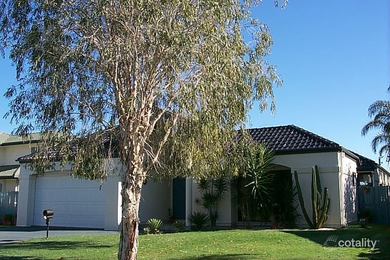 41 Intrepid Ct, Newport, QLD 4020