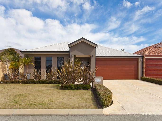 32 Courtland Cres, Redcliffe, WA 6104