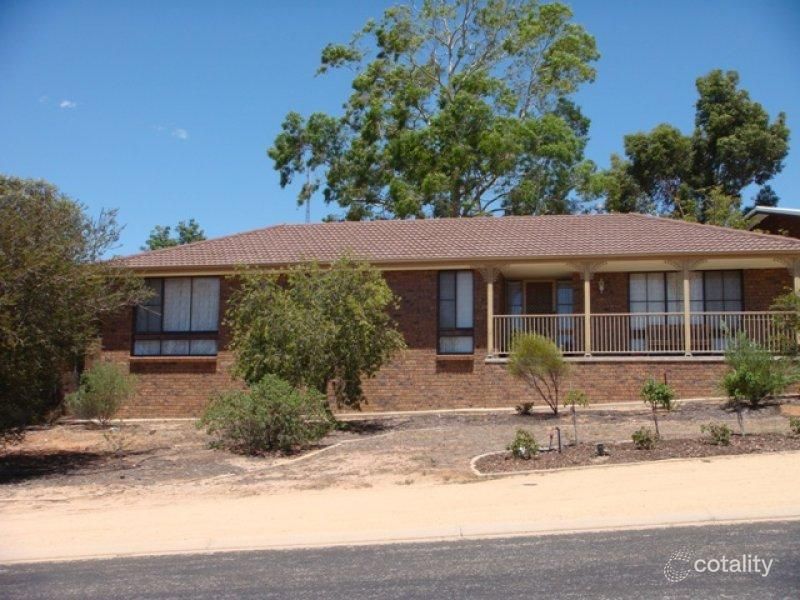 14 Thiele Ave, Loxton, SA 5333
