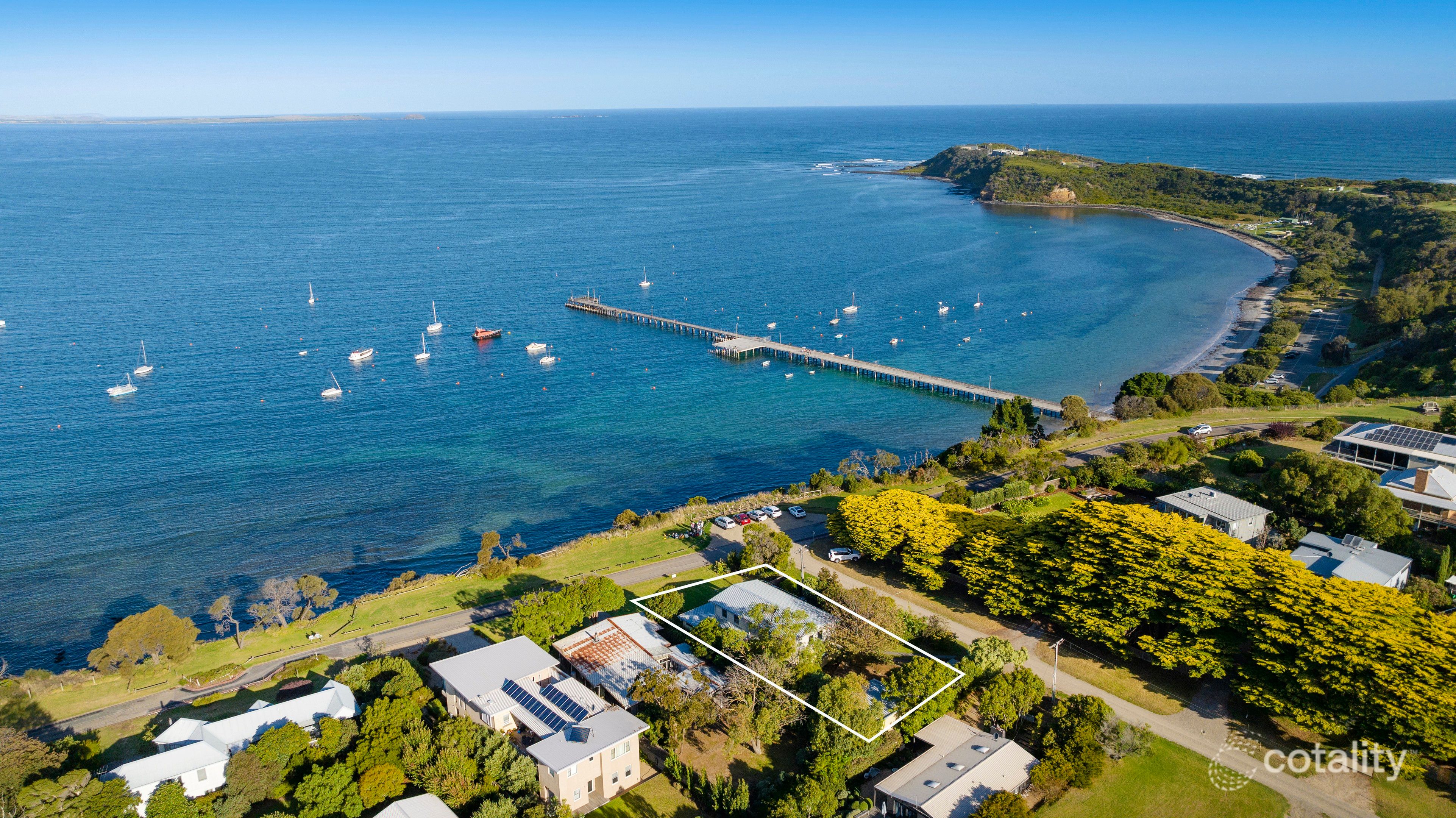 8 The Esplanade, Flinders, VIC 3929