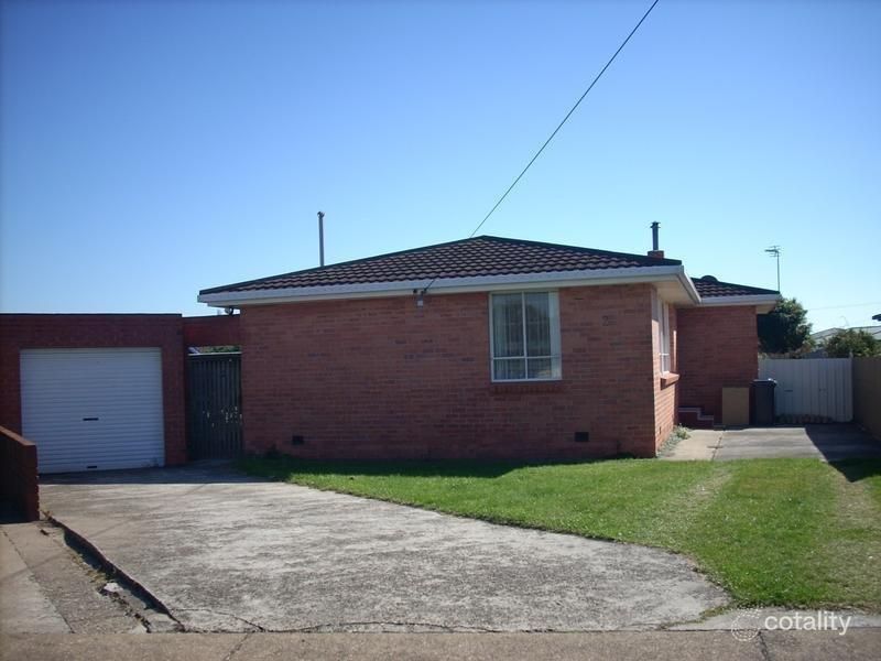 2 Eagling Pl, Devonport, TAS 7310