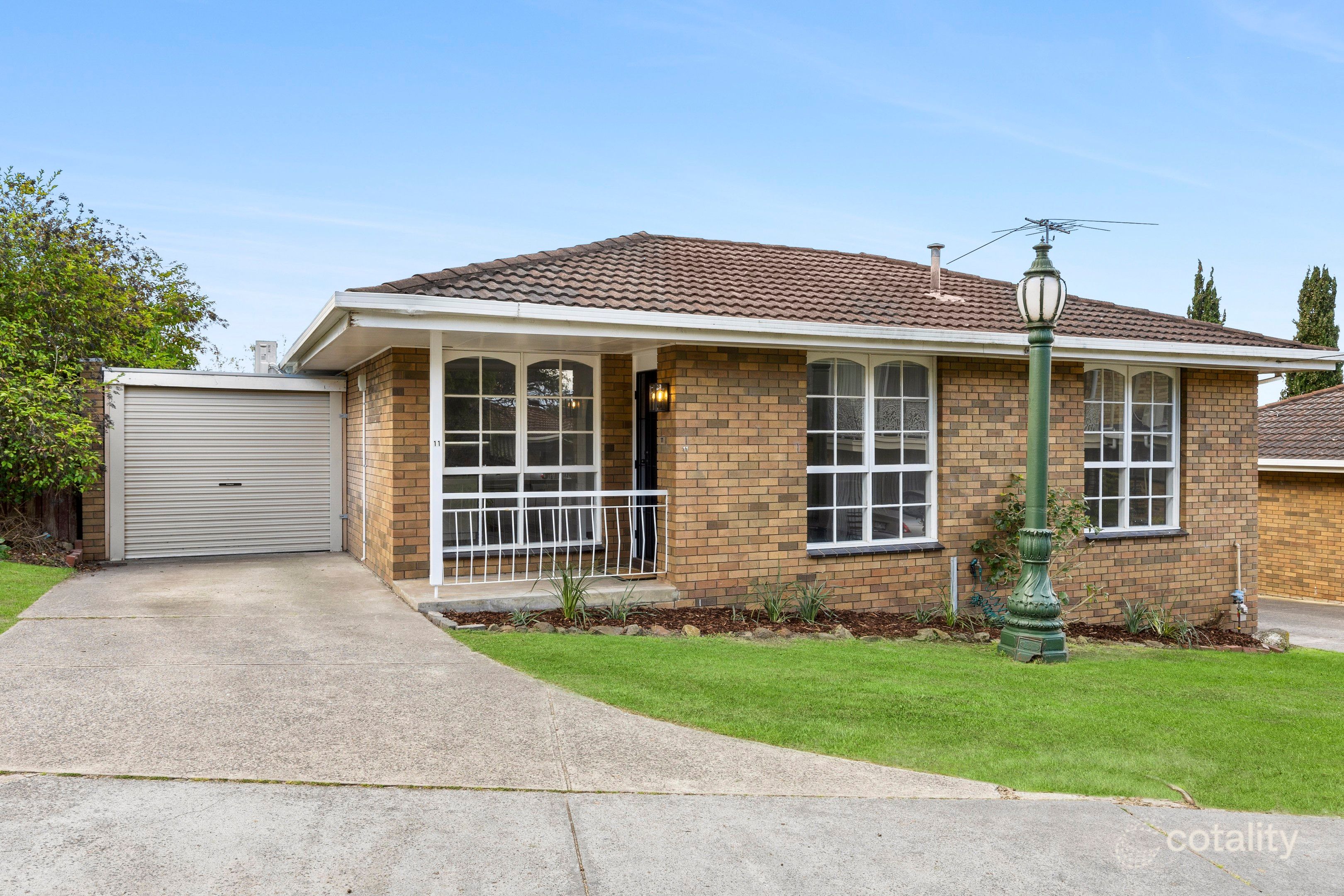 11/12 Cedar Gr, Highton, VIC 3216